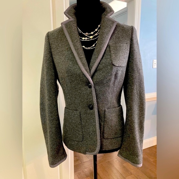 Banana Republic Jackets & Blazers - Banana Republic Gray Wool Blazer Italian
